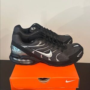 Nike Air Max Torch 4 in Anthracite and Silver